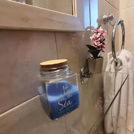 Nice Holiday Apartment Апартаменты Пафос